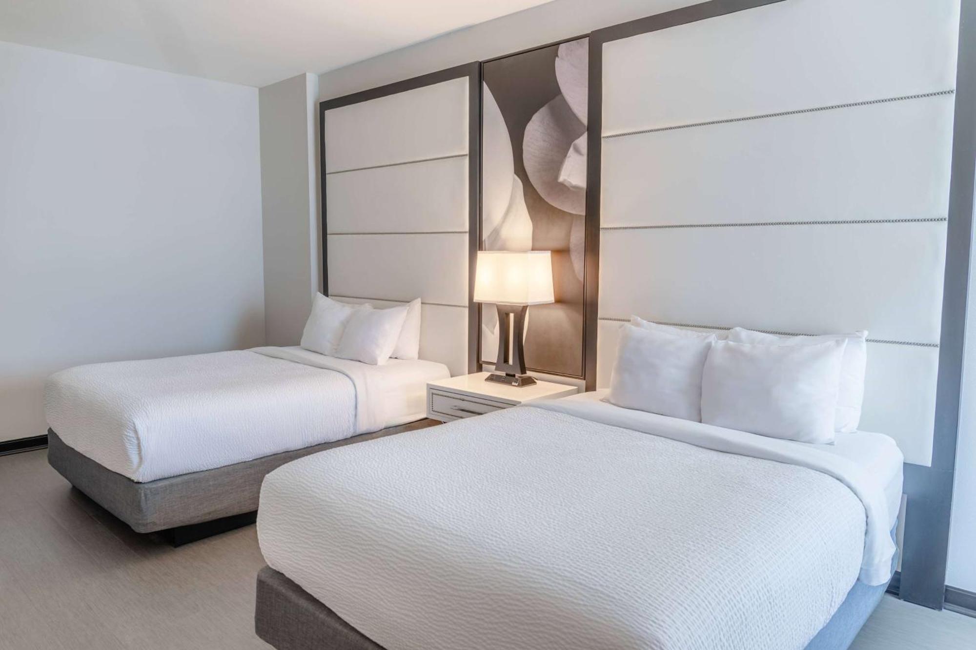 Tryp By Wyndham Savannah Exterior foto