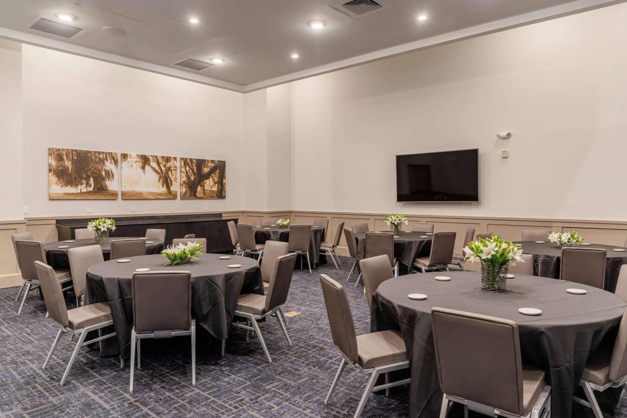 Tryp By Wyndham Savannah Exterior foto