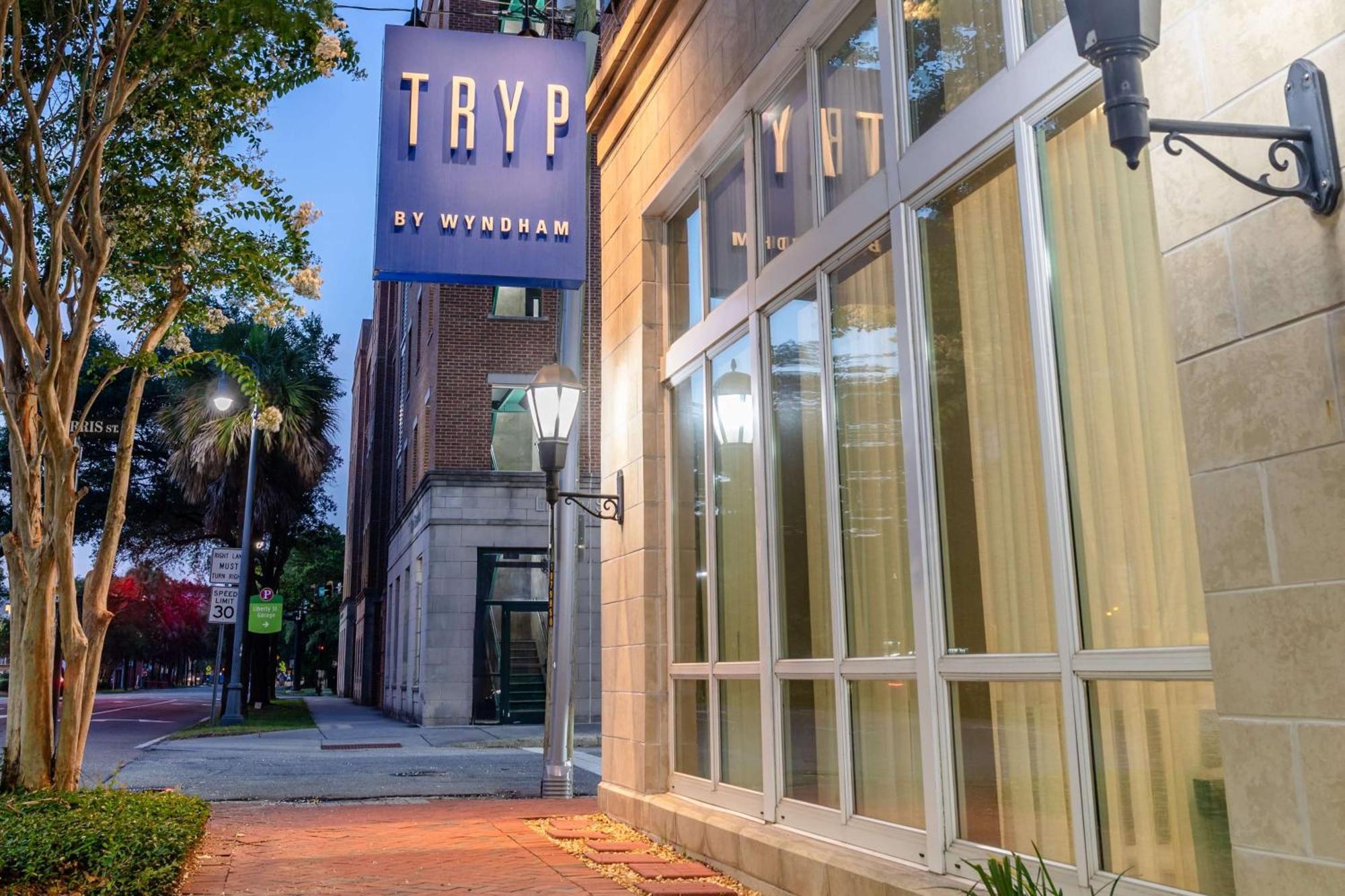 Tryp By Wyndham Savannah Exterior foto
